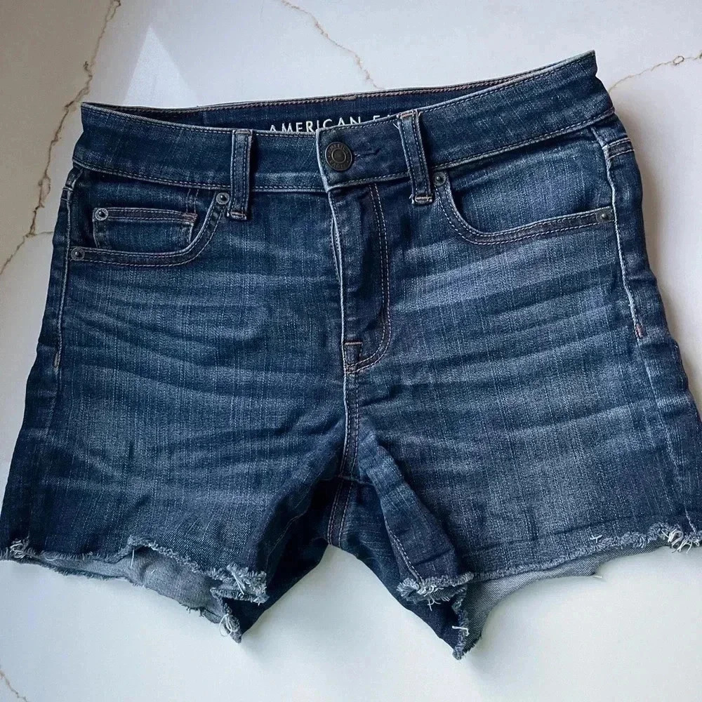 American Eagle Denim shorts Next  level stretch size 4